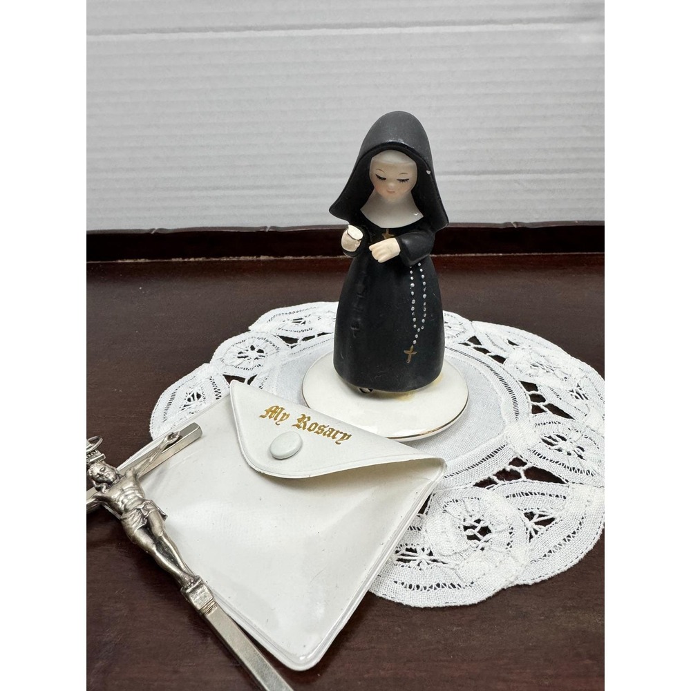 Vintage Ceramic Nun Figurine Black Habit Napcoware Rosary Trinket Lid Repaired